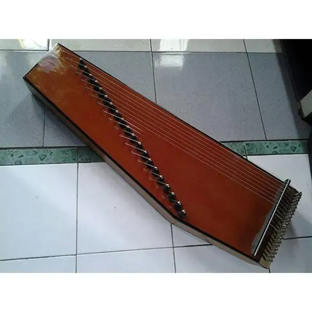 Kecapi Sunda 20 Senar